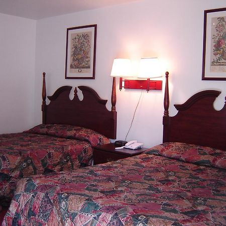 Hershey Travel Inn Екстер'єр фото