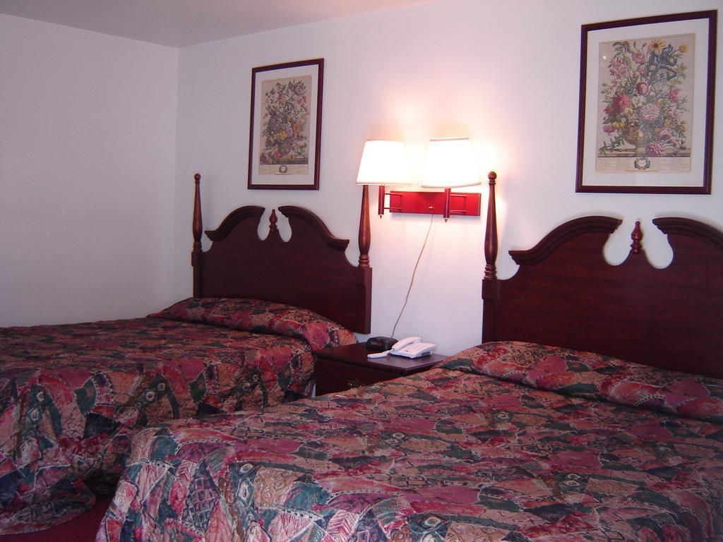 Hershey Travel Inn Екстер'єр фото